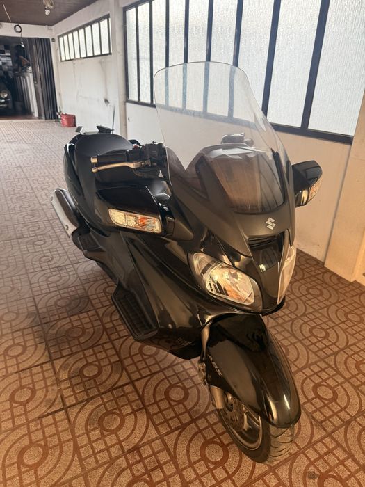 Suzuki Burgman 650 Executive