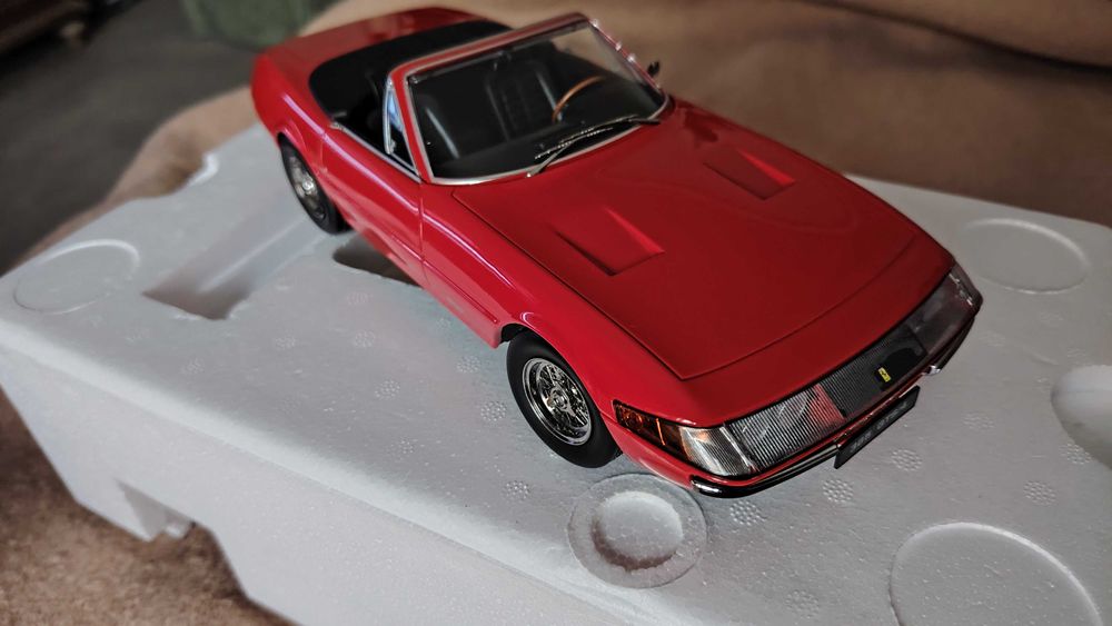 Ferraris VARIOS Classicos + Sem Caixa + 1/18