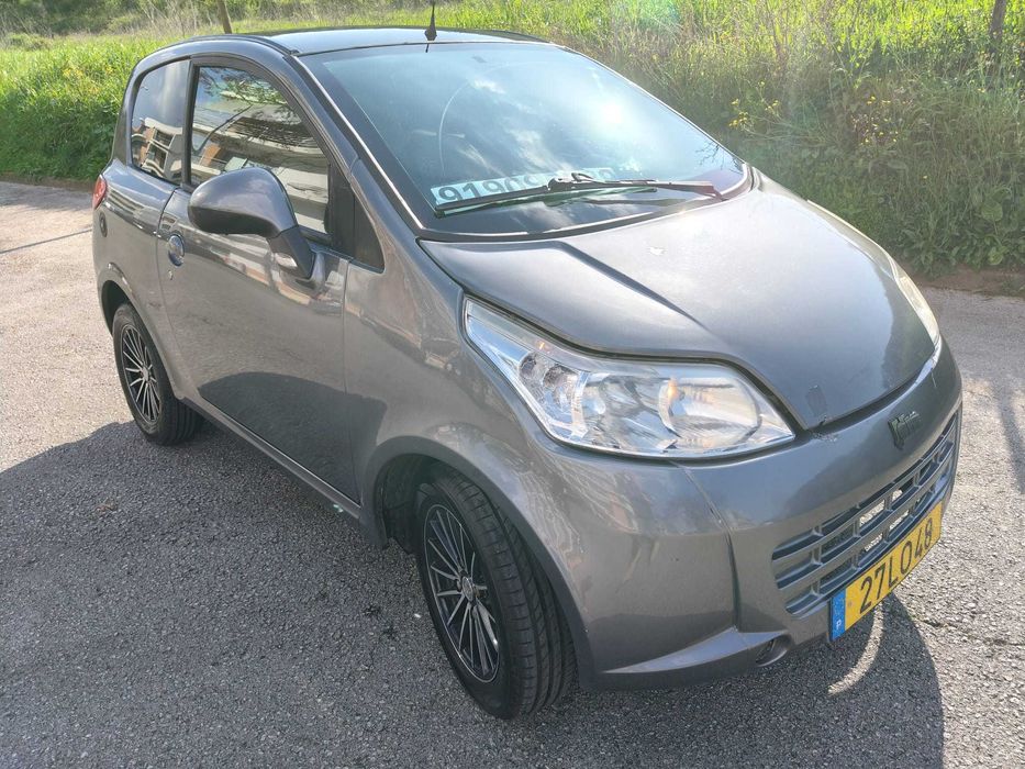 Minicarro fiável, económico e bem estimado – pronto a usar