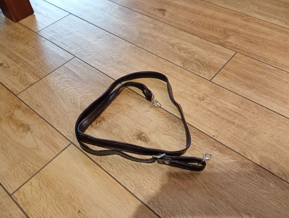 Torba skórzana z paskiem