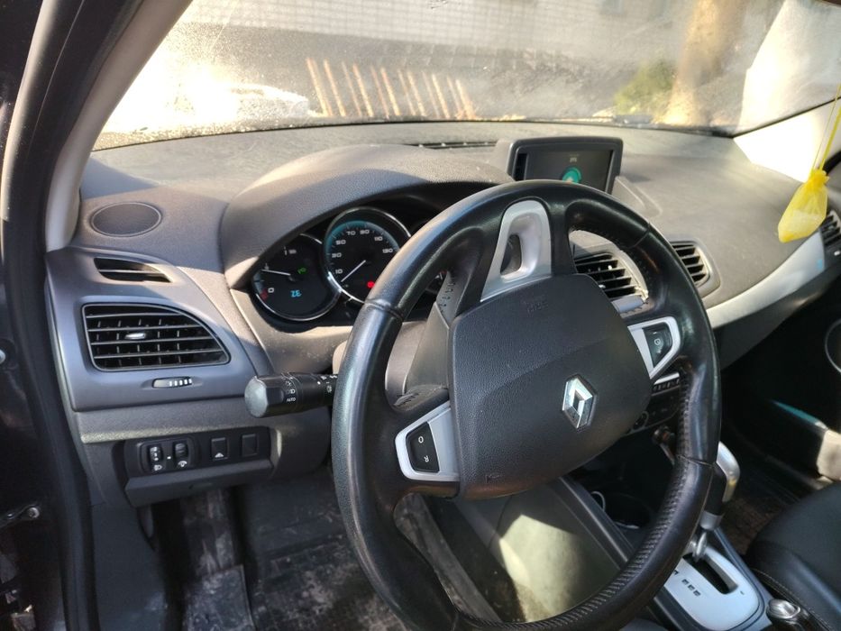 Продам Єлектроавтомобіль . Renault fusion. Ціна 4300 У.е.