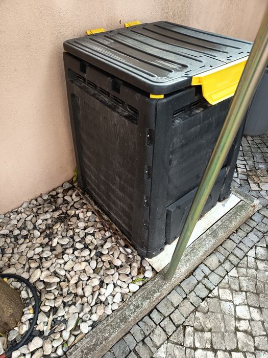 Compostor PVC 70x60x60