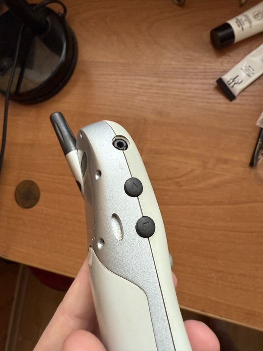 Motorola V2397 мобільний телефон