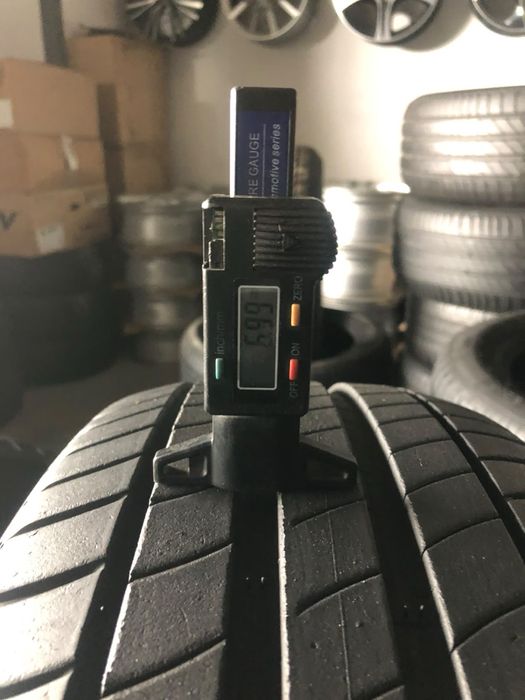 Шини 215/55/16-4 шт Michelin Primacy 3