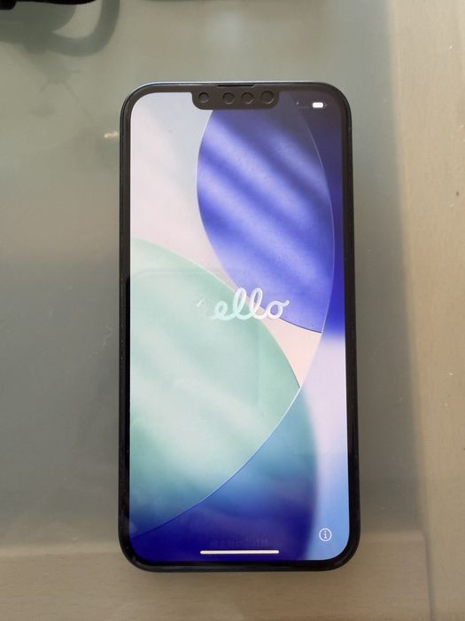 Conjunto: Iphone 14, cabos e capas