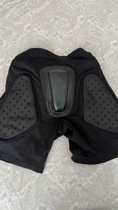 Spodenki ochronne dla mężczyźni