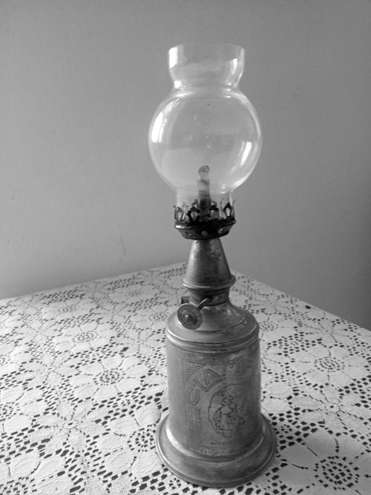 Stara lampa francuska