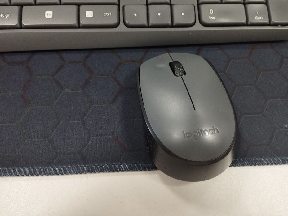 Teclado + rato Logitech MK235