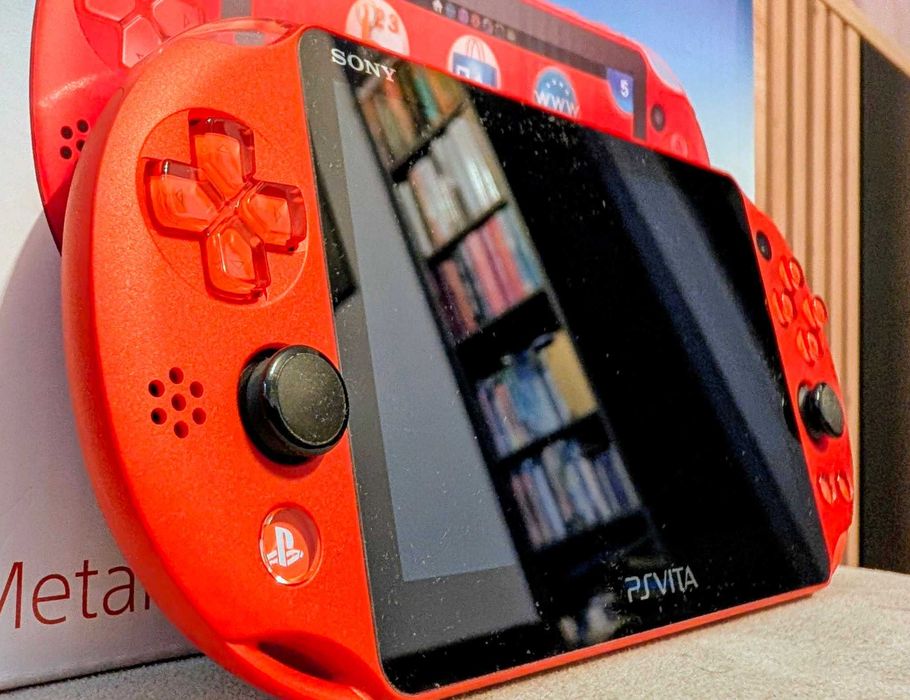 PsVita Slim Metallic Red