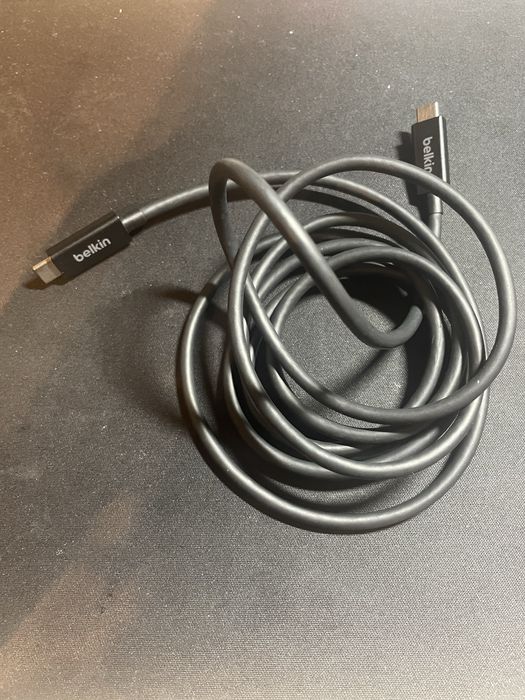 Kabel Thunderbolt 4 Belkin