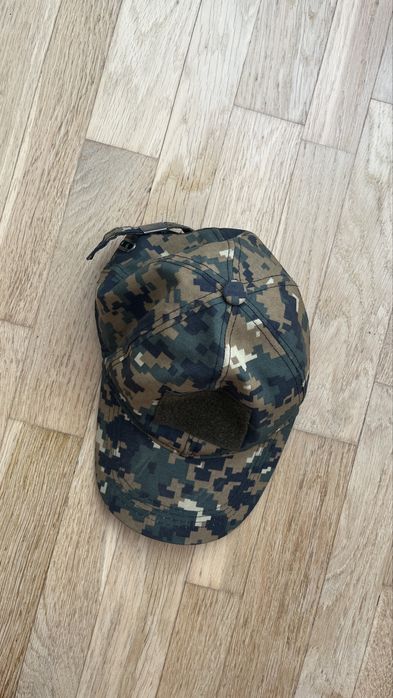 Продам кепку піксельний камуфляж з регулятором розміру