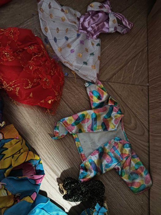 Zestaw ubrań dla lalki Barbie ciuszki ubranka