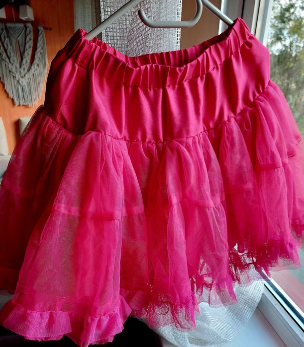 Spódniczka tutu w kolorze malinowo czerwonym