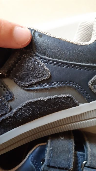 Sapatos Geox tamanho 29