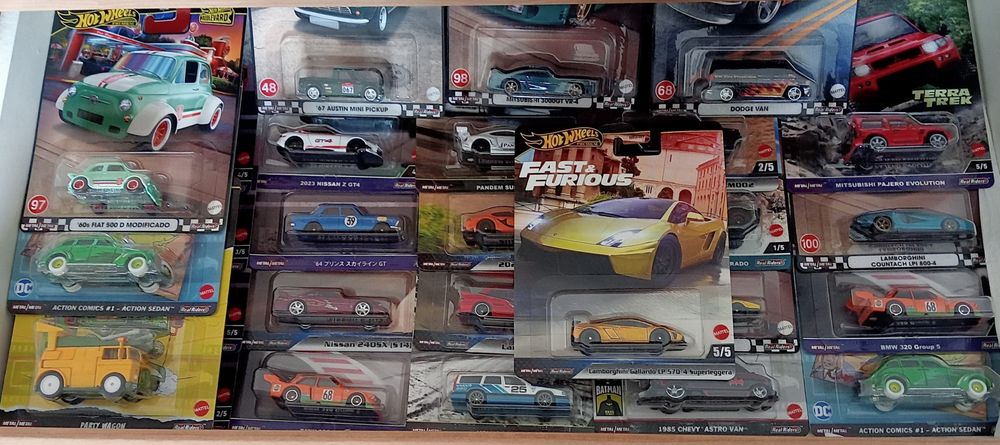 Hot Wheels Premium mainy sety Majorette Matchbox stan bdb