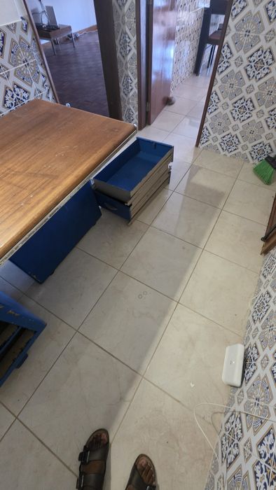 Vendo mesa de escritório