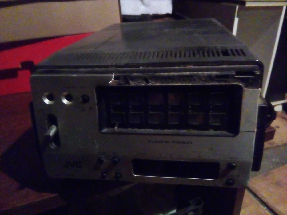Tuner do magnetowidu JVC