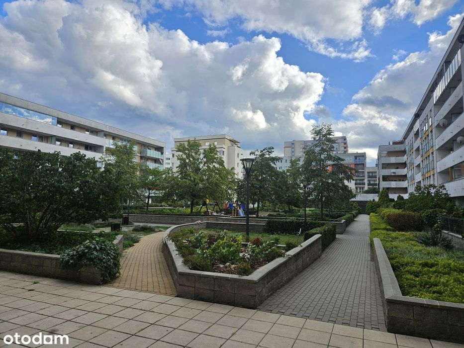 Jasne 2-pokojowe mieszkanie, loggia. Blisko planowanego metra-14piętro