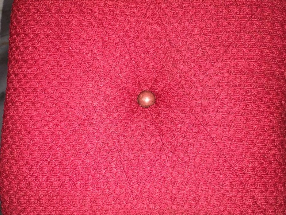 Хімчистка меблів, матраців та килимів / ковроліну