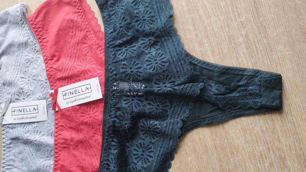 3×damskie stringi 2XL bawełna