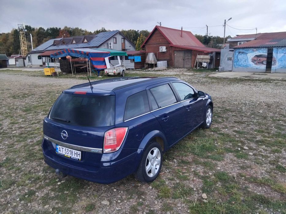 Машину Opel Astra