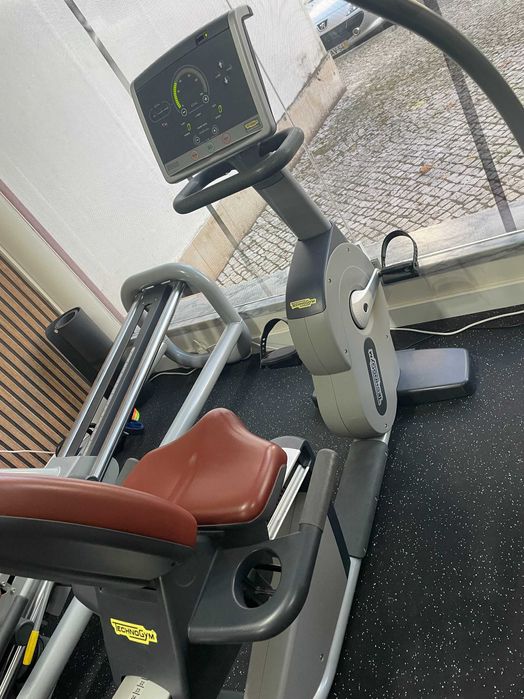 Equipamentos Technogym em excelente estado