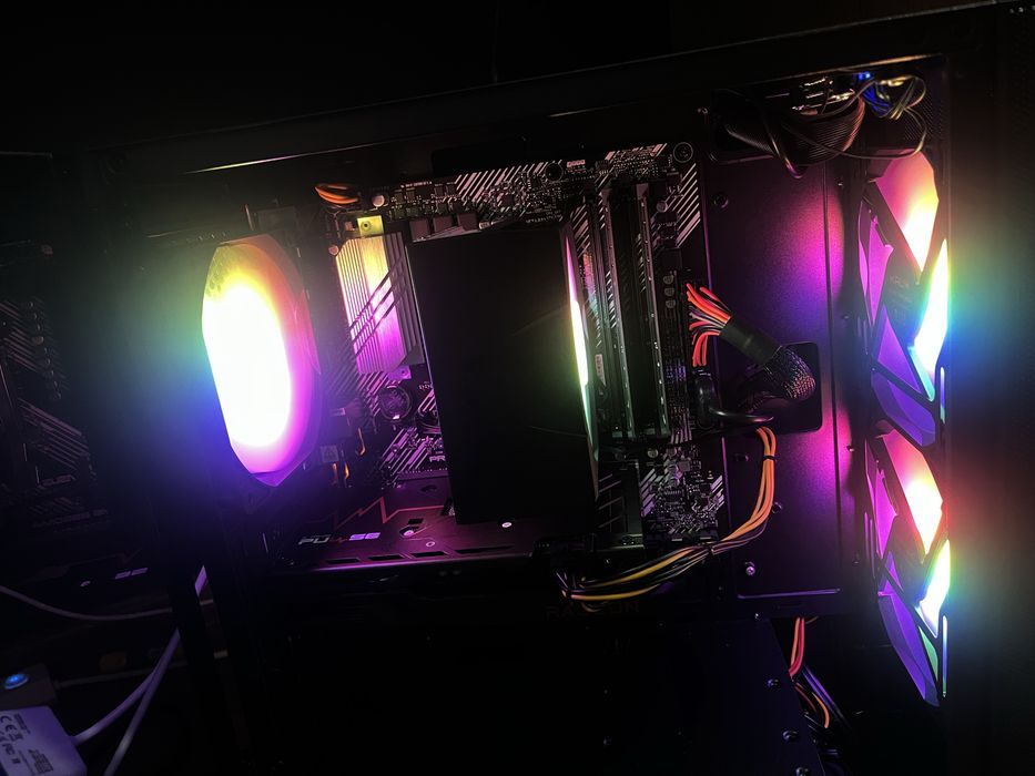 Komputer do Gier | Ryzen 5 5600 | RX 6600 8Gb