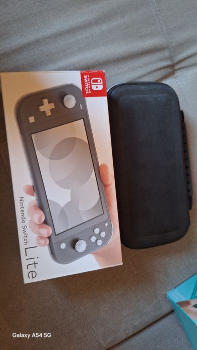 Nintendo switch lite