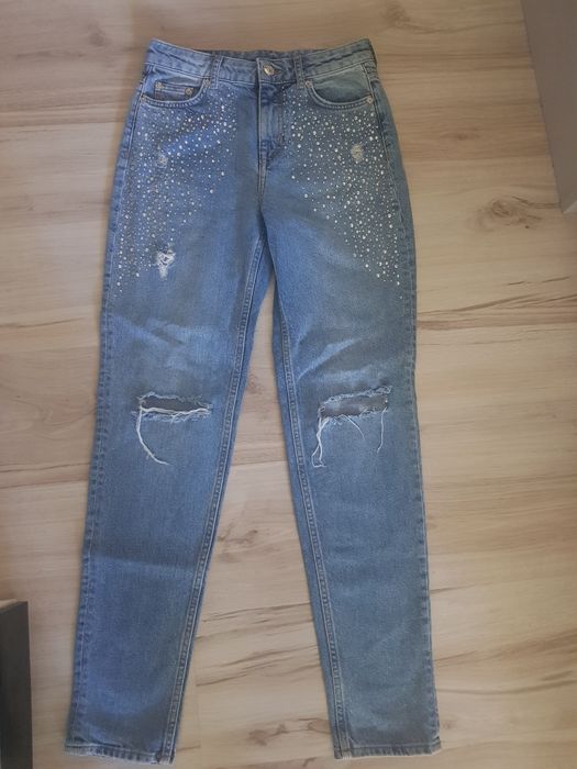 Spodnie HM Mom jeans ozdoby  wysoki stan
