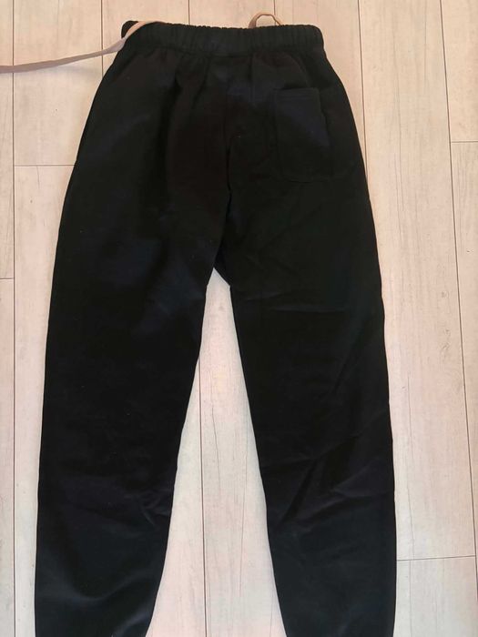 bluza i spodnie essentials