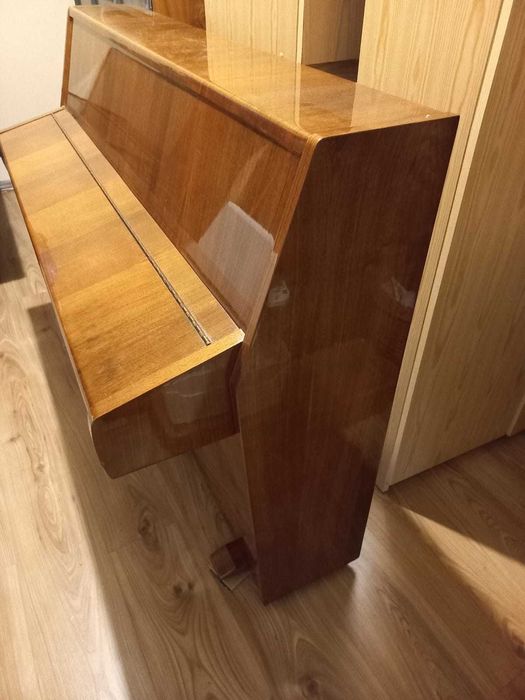 Sprzedam pianino