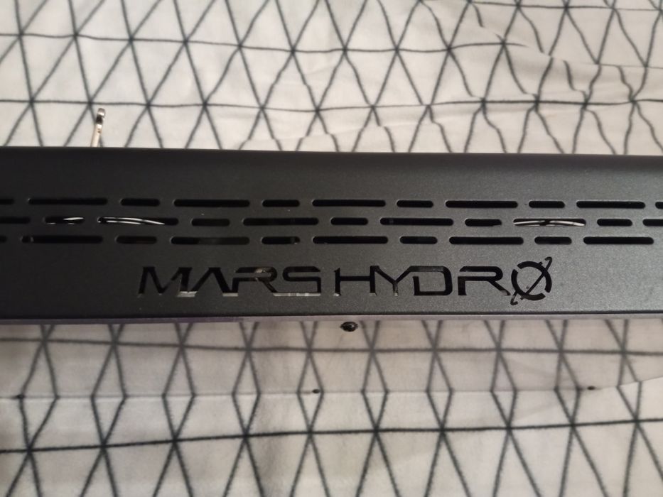Lampa Mars Hydro do uprawy roślin Grow box 600 W