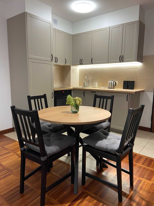 Hel! Apartament z ogródkiem dla 4-6 osób! Parking!