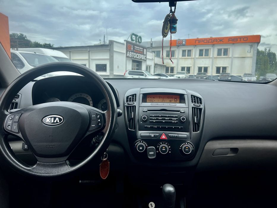 Продаж Kia Ceed