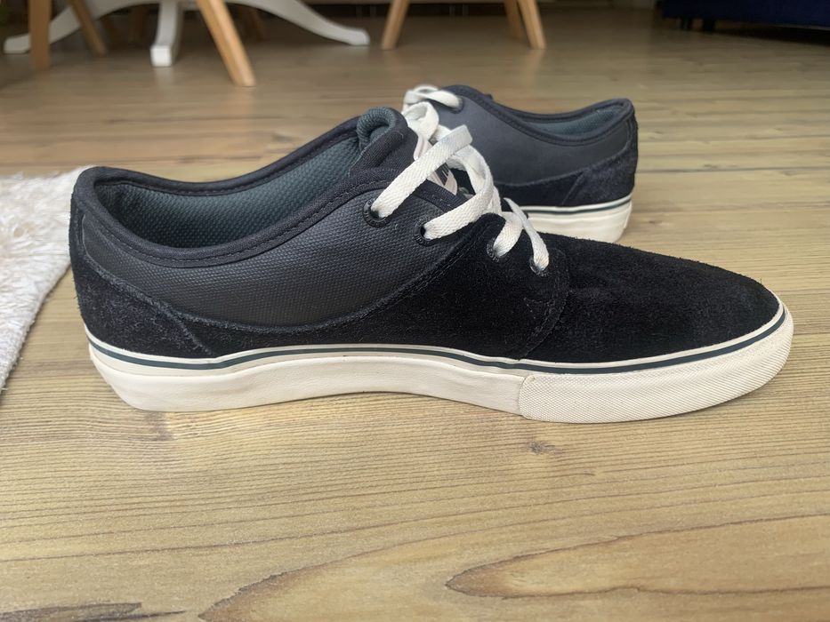 Tenis globe appleyard como novos