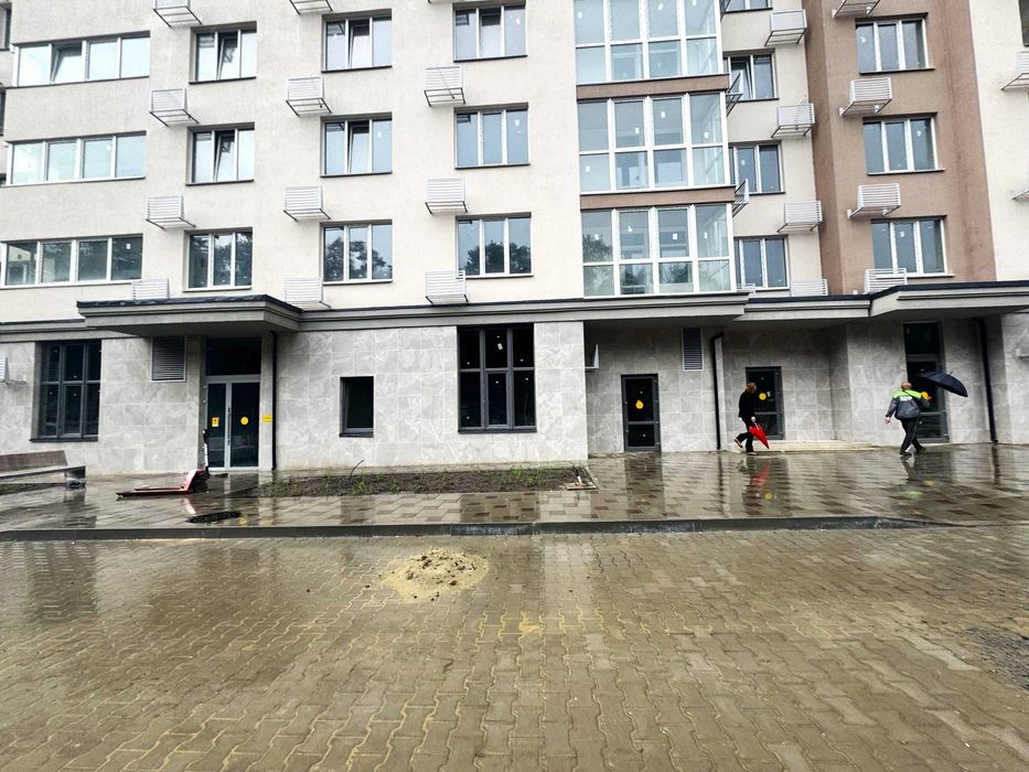 Помещение 46 м2  Первый этаж. ЖК"Теремки" под кафе, стоматкабинет, магазин, салон красоты, и др. Дом сдан. - View 2
