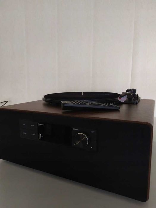 Gramofon Connect Vinyl Cube z radiem internetowym DAB BT