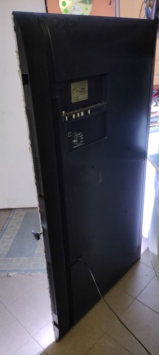 Sprzedam części do TV Samsung 70cali