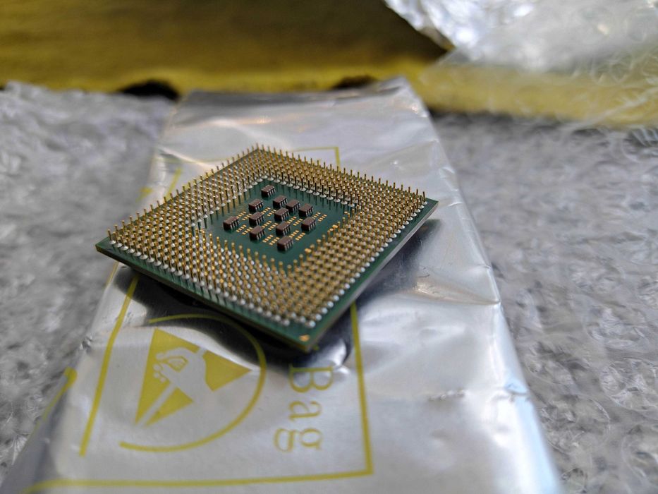 Intel Pentium 4 CPU Processor 2.66 GHz, 512 KB Cache511553156709754881