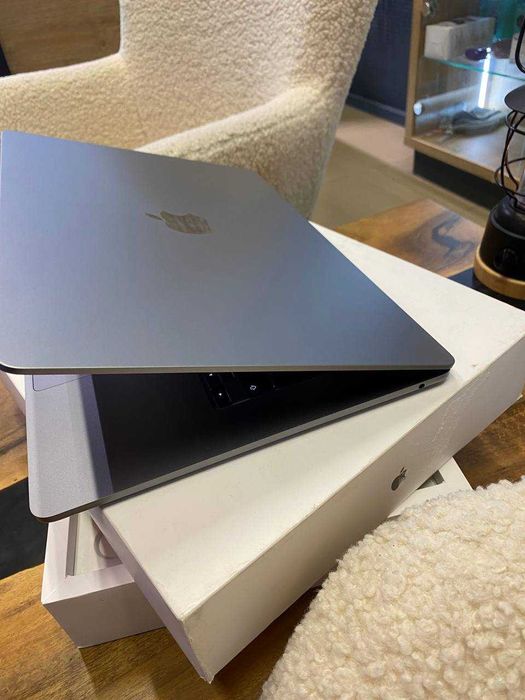 Ноутбук Apple MacBook Air 15“ M3 16/512GB Space Gray (MXD13) 2024