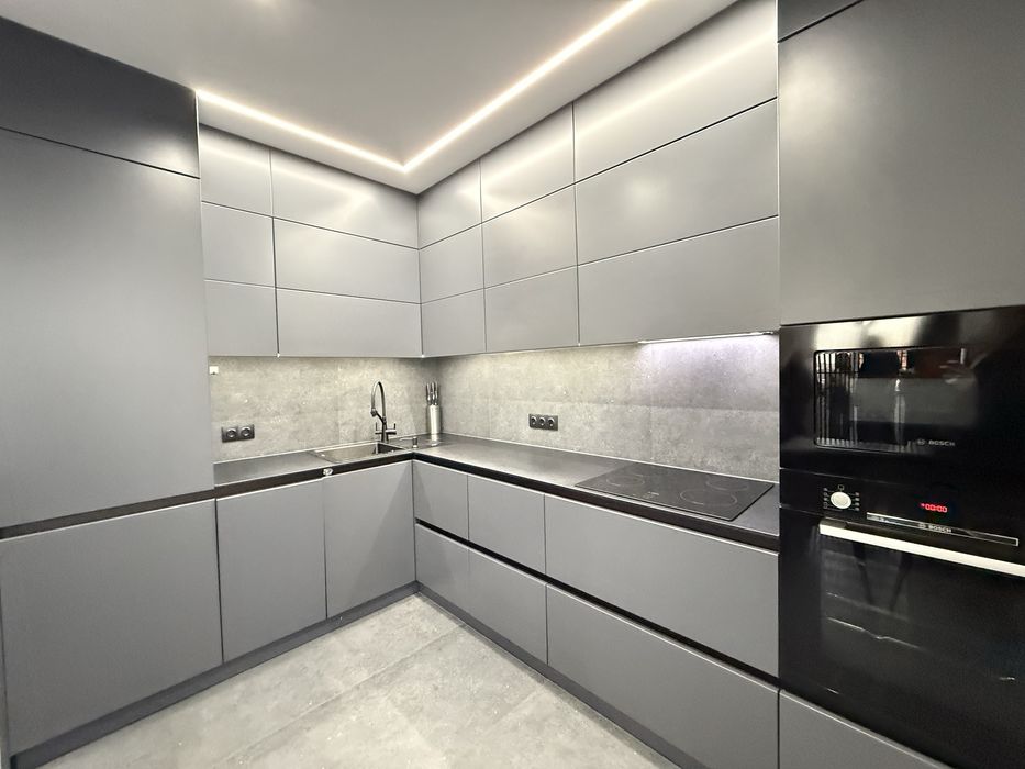 Продам найкращу квартиру в Липках з видом на озеро!