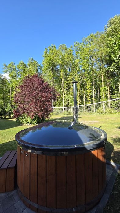 Domek z balią jacuzzi na wyłączność , jezioro, las. Kaszuby