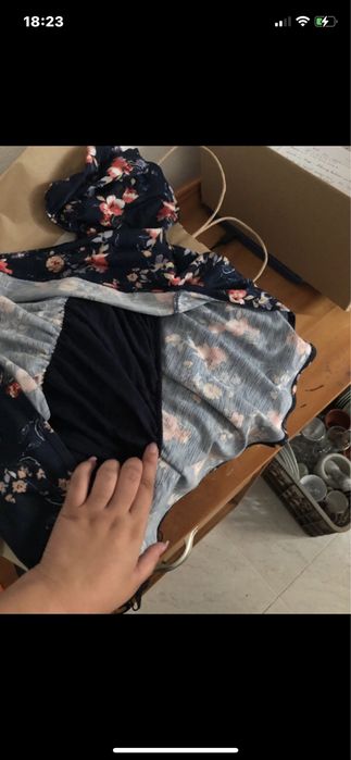 Top florido com folho