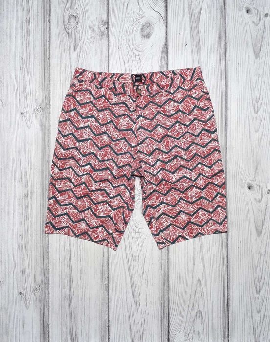 Шорти Hugo Boss розмір 50 (34)