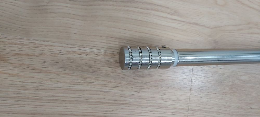 Varões para cortinados