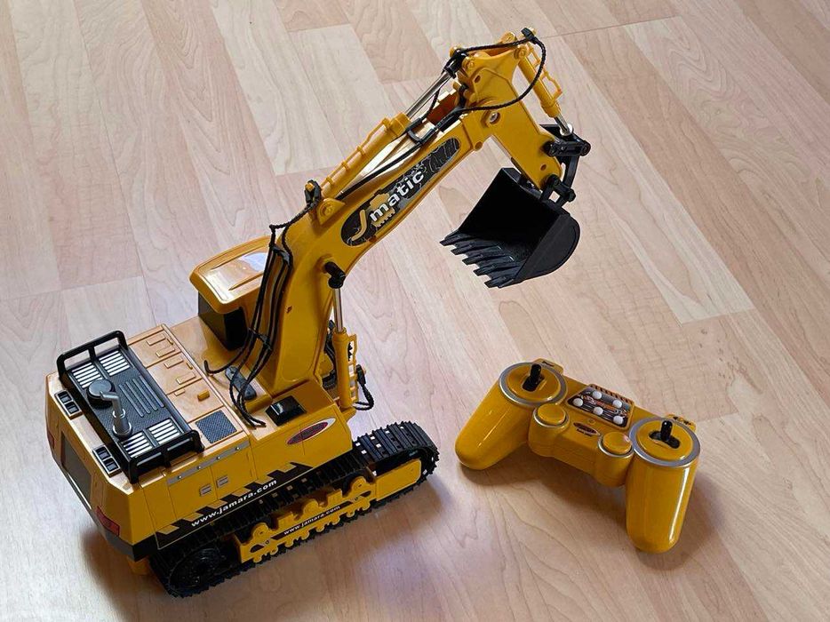 Koparka sterowana pilotem, zabawka dla najmłodszych