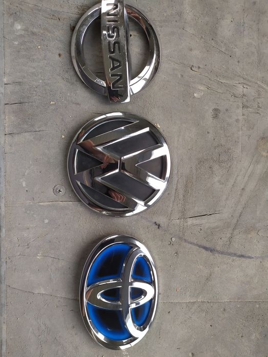 Оригінальні значки фольцваген тоїота нісан