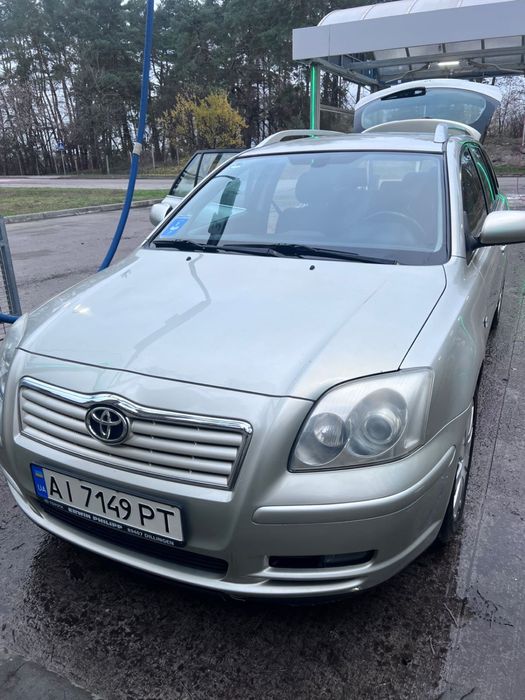 Toyota avensis універсал  для військового.