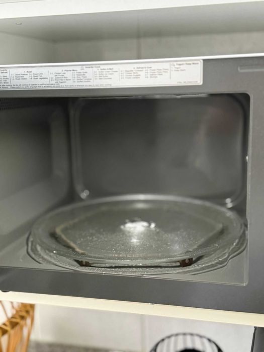Microondas branco LG MH6535GDH | 25 L | 1000 W - Branco