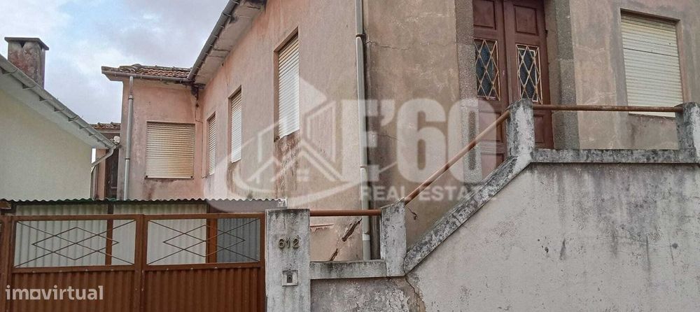 Moradia T3 Com Terreno Para Reabilitar